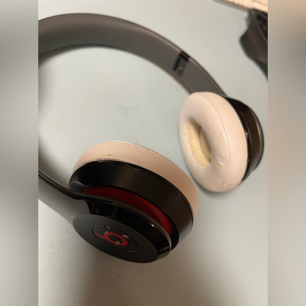 Black and White beats by dre solo Wired Headphones